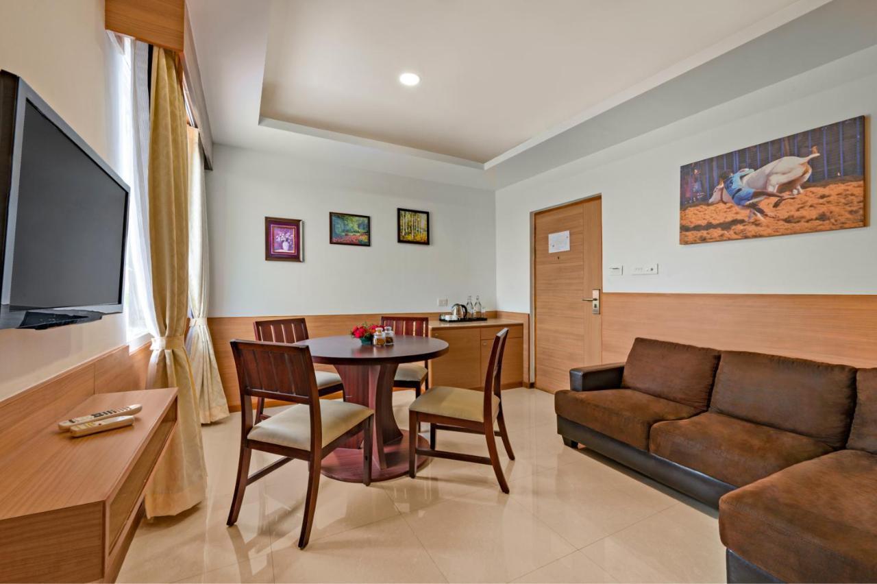 Sterling V Grand Madurai Hotel Екстериор снимка