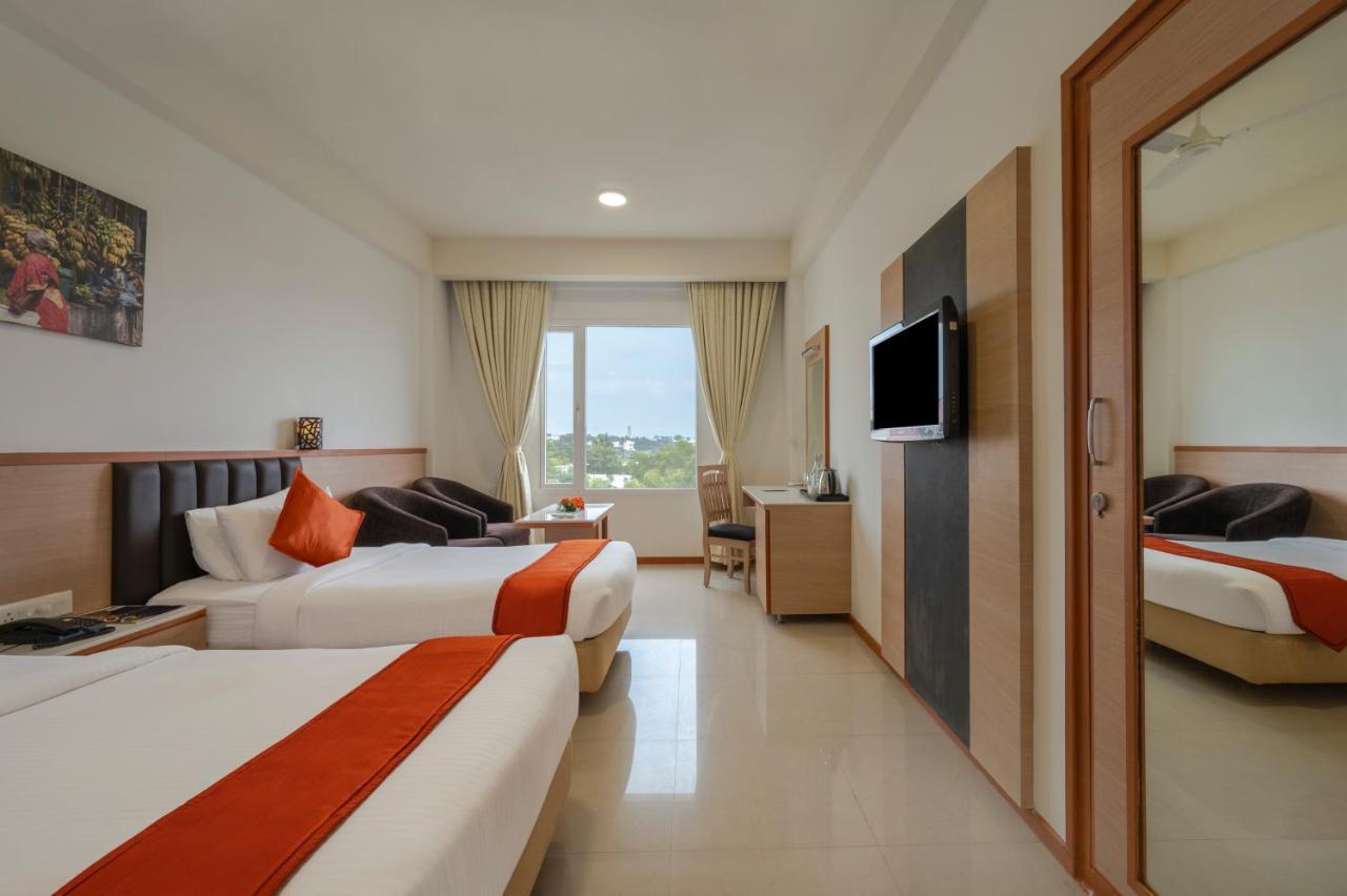 Sterling V Grand Madurai Hotel Екстериор снимка
