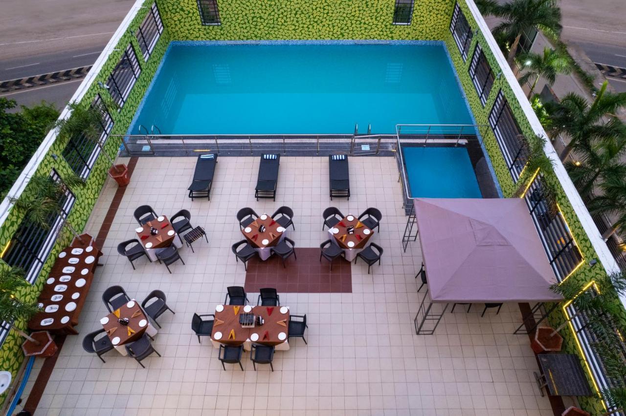 Sterling V Grand Madurai Hotel Екстериор снимка