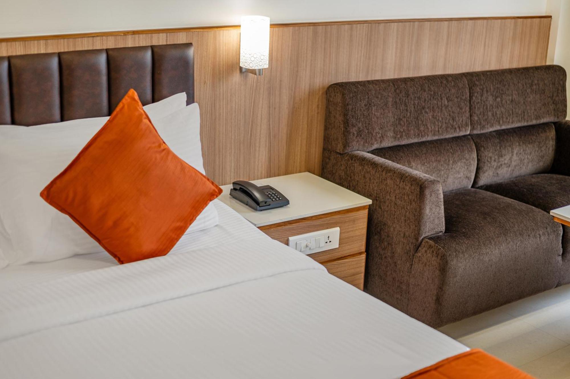 Sterling V Grand Madurai Hotel Екстериор снимка