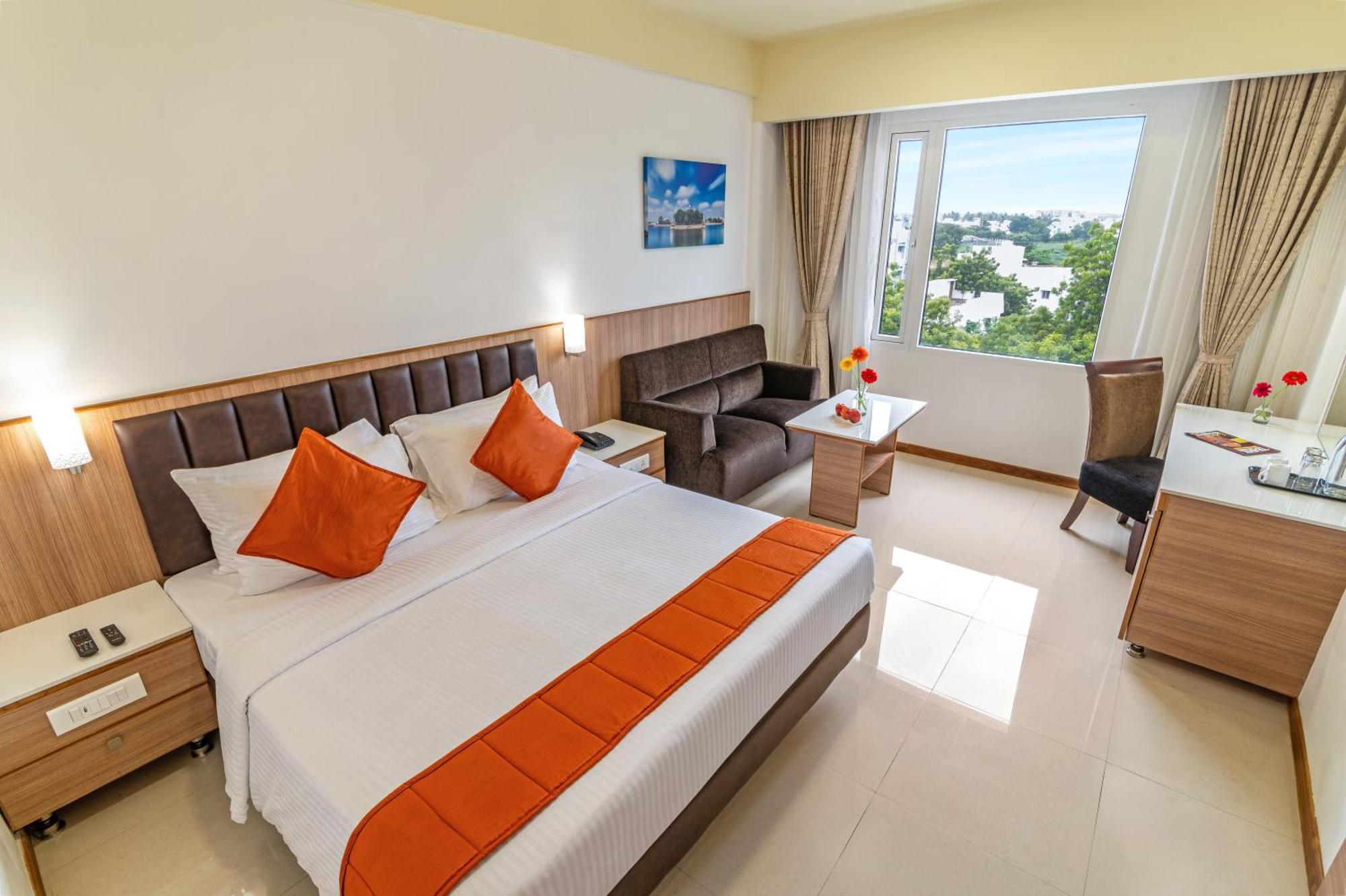 Sterling V Grand Madurai Hotel Екстериор снимка